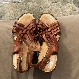 Brown Leather Sandals size 9 BORN Hand Crafted Footwear